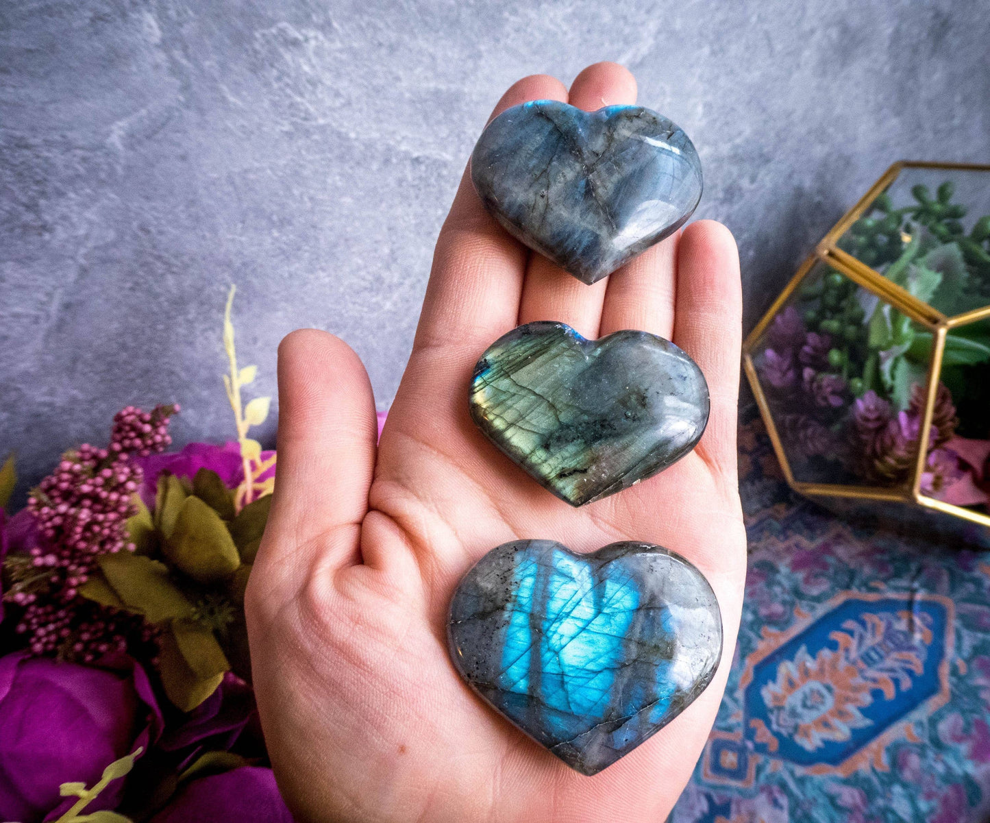 Ethically Sourced Labradorite Heart, Valentines Day Gifts: 2-3 cm