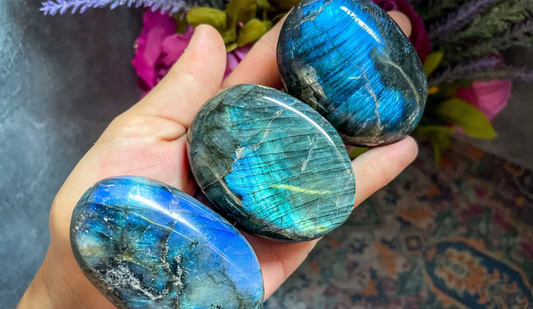 Labradorite Crystal: Meaning, Properties, and Uses