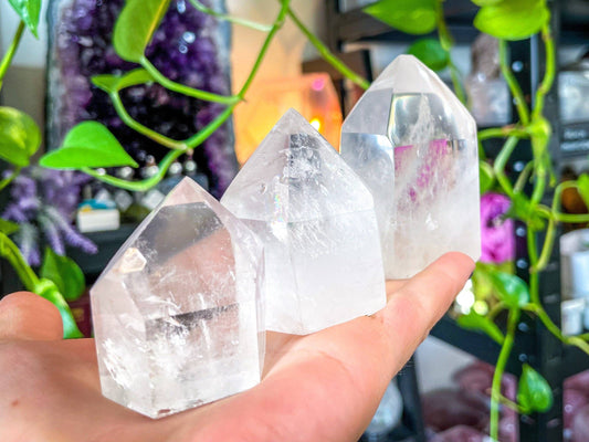 Polished Clear Quartz Towers: SIZE A 70-90 G